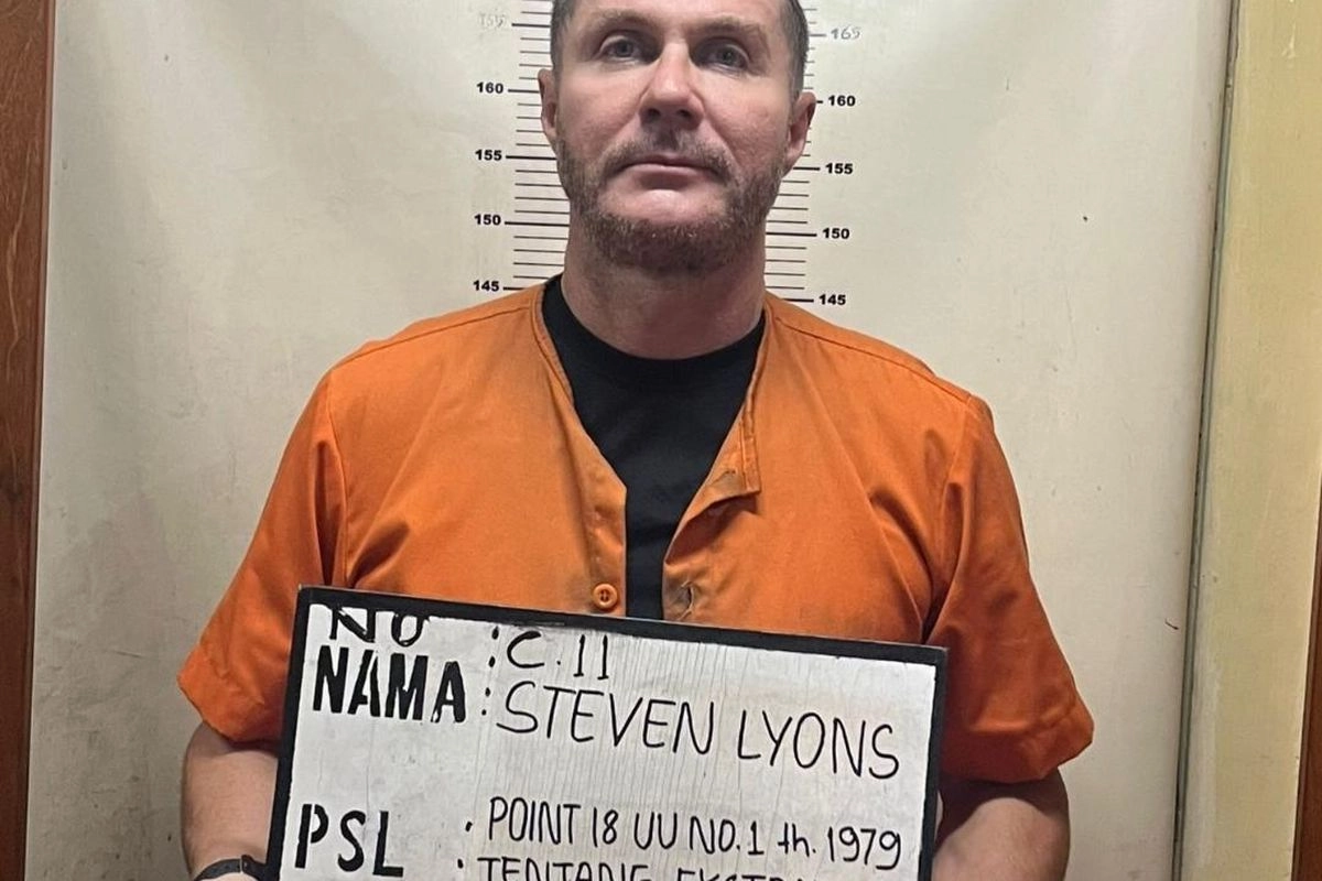 Usai Ditangkap di Bali, Buronan ''High Profile'' Interpol Steven Lyons Dideportasi ke Belanda