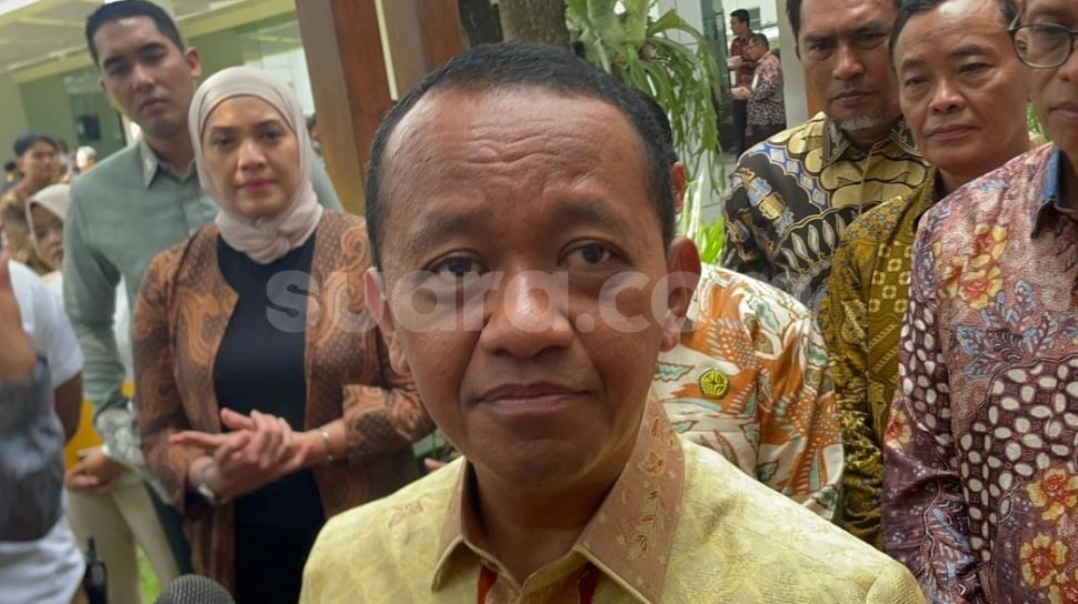 Bahlil Sebut Penyesuaian Harga BBM Nonsubsidi Masih Dikalkulasi