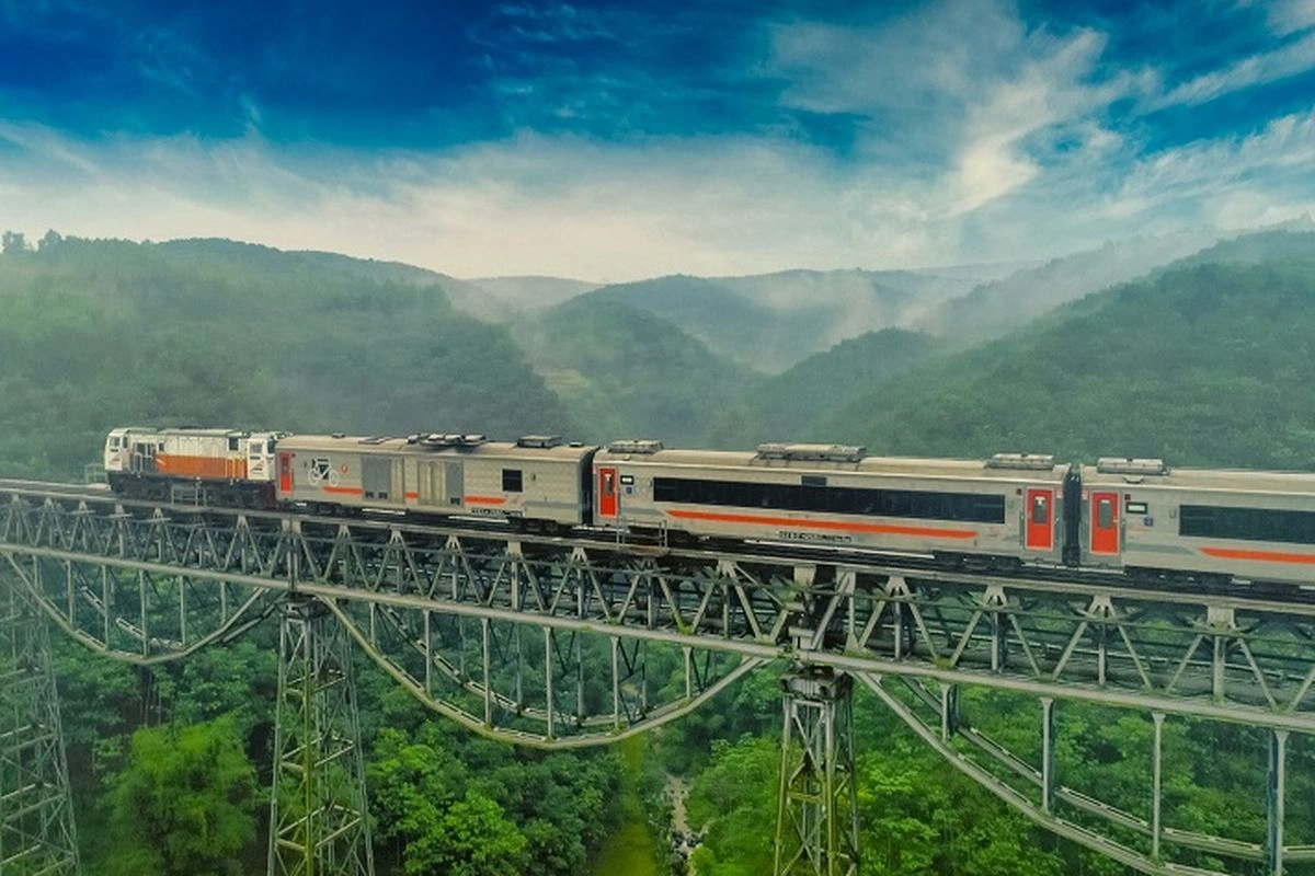 Liburan Murah dari Jakarta ke Purwakarta, Cuma Rp 8.000 Naik Kereta