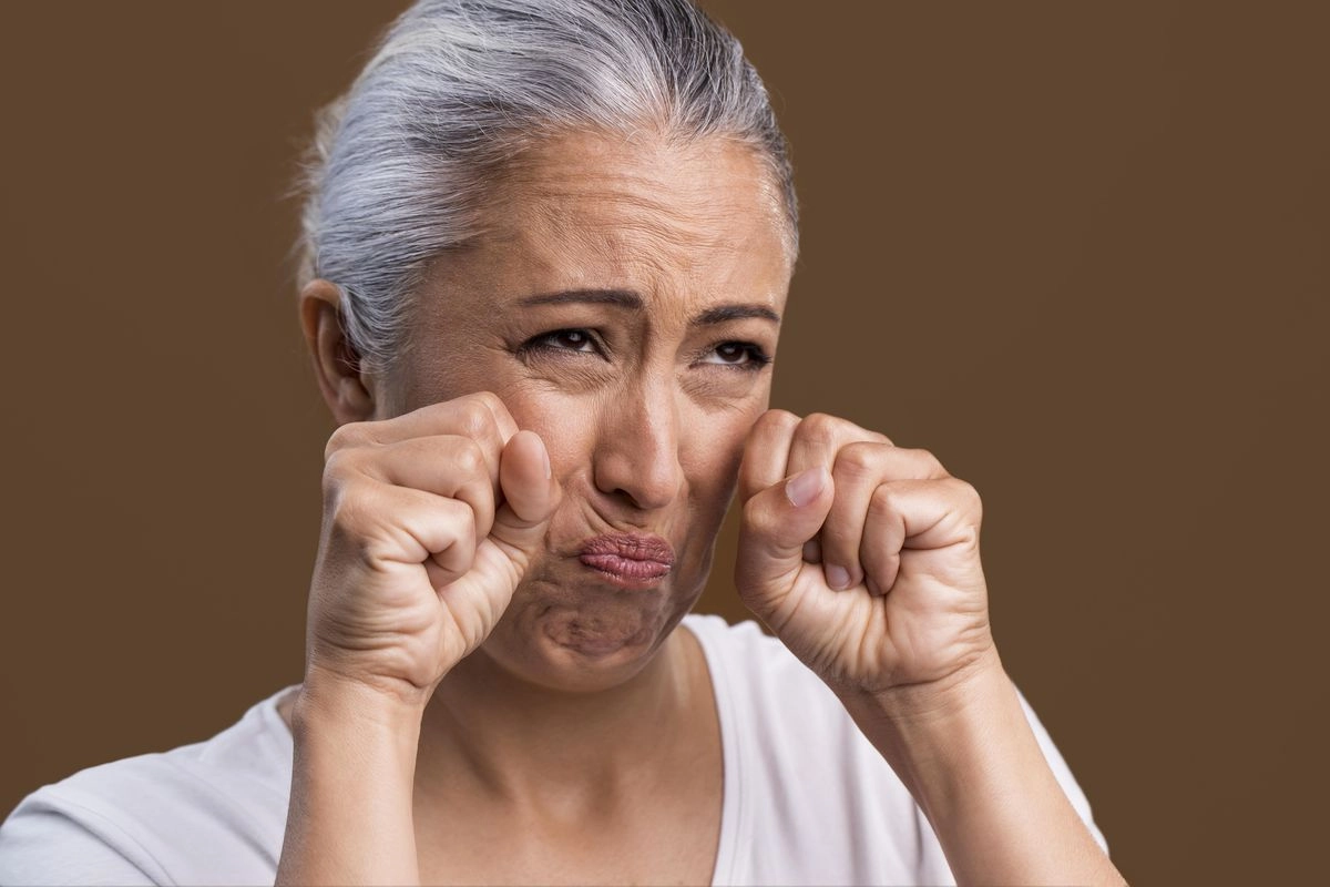Nutrisi yang Dibutuhkan untuk Mencegah Kulit Keriput di Usia 50+