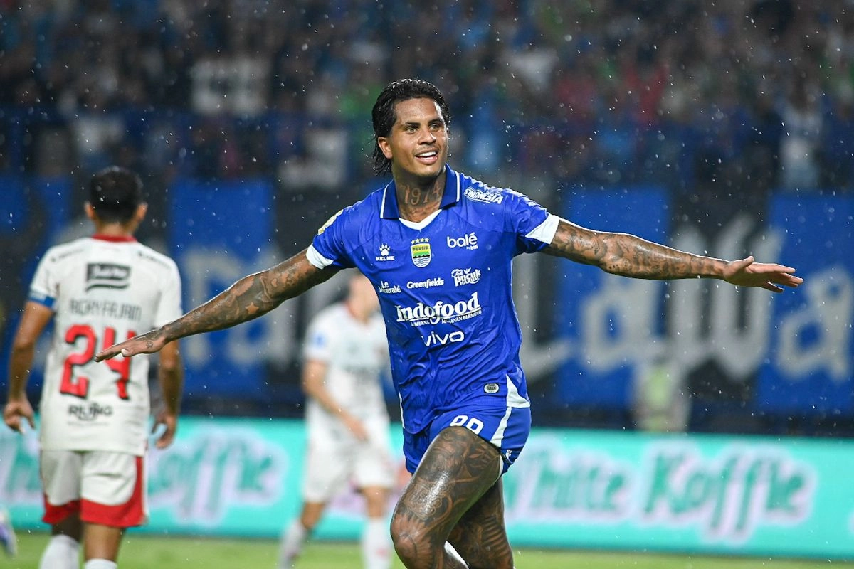 Reaksi Bojan Hodak soal Ramon Tanque Gacor karena Latihan Pilates