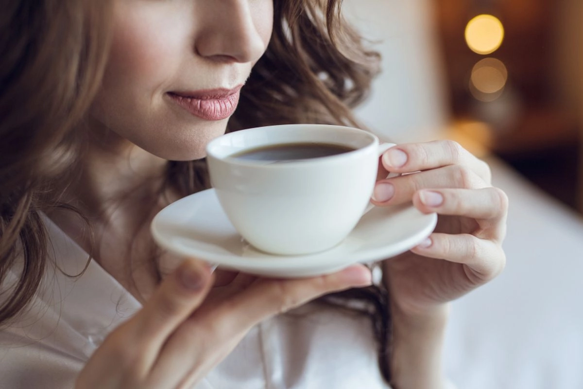 Studi Ungkap Minum Kopi 2–3 Cangkir Sehari Bisa Bantu Kurangi Stres
