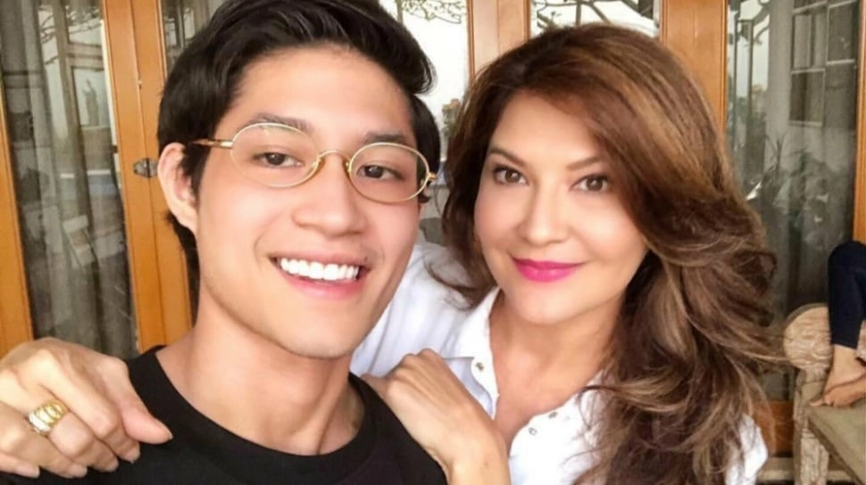 Mengenal Dekat Tamara Bleszynski: Siapa Suami dan Ada Berapa Anaknya Sekarang?