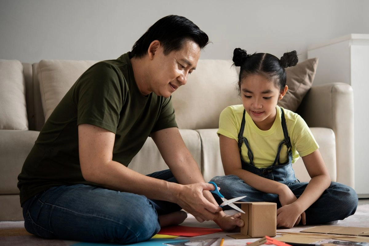 Mengapa Ayah Tetap Wajib Menafkahi Anak Pasca Bercerai? Ini Alasannya