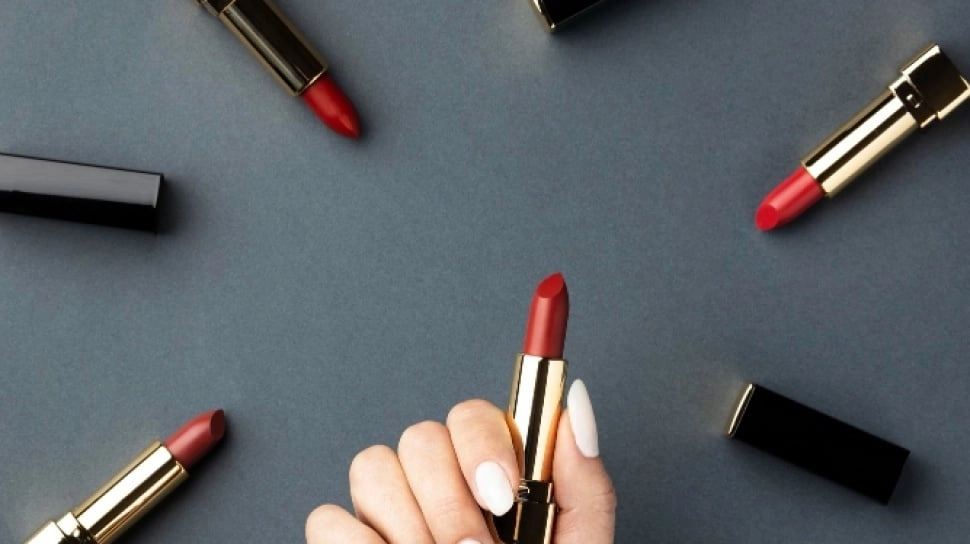 7 Lipstik Transferproof yang Tahan Lama dan Anti Menor Buat Kondangan