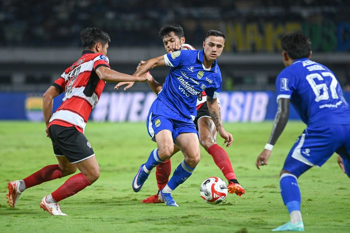 Dewa United Vs Persib, Eliano Reijnders Tak Sabar Hadapi Ivar Jenner