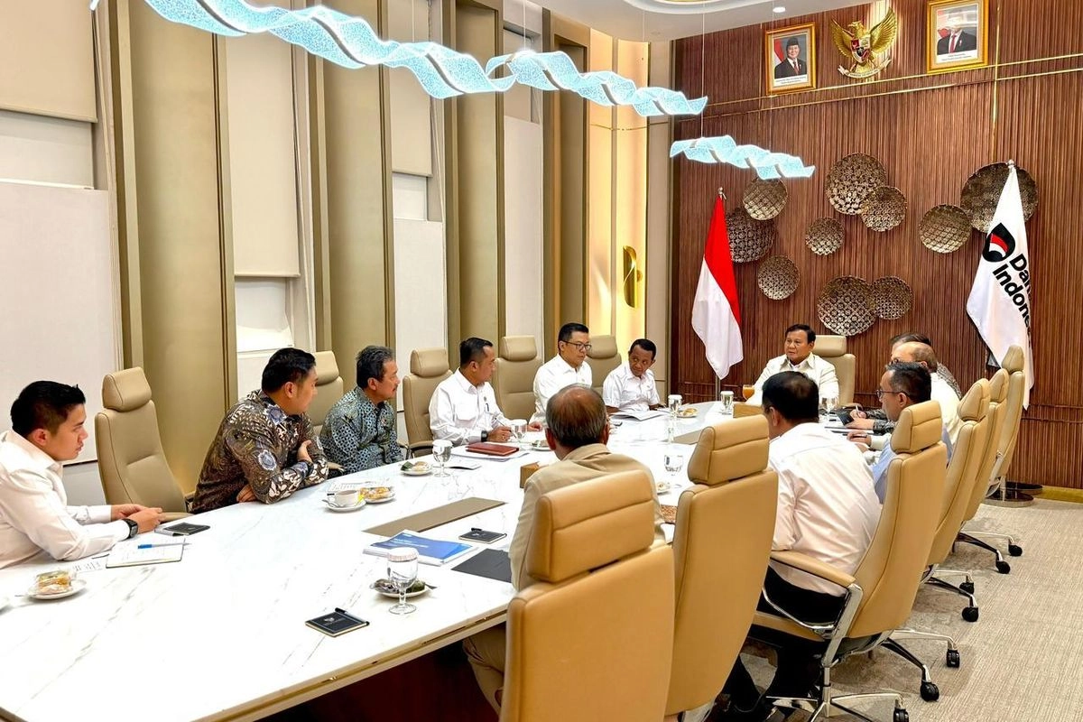 Prabowo Bentuk Satgas Percepatan Pertumbuhan Ekonomi, Ketuanya Airlangga dan Prasetyo Hadi