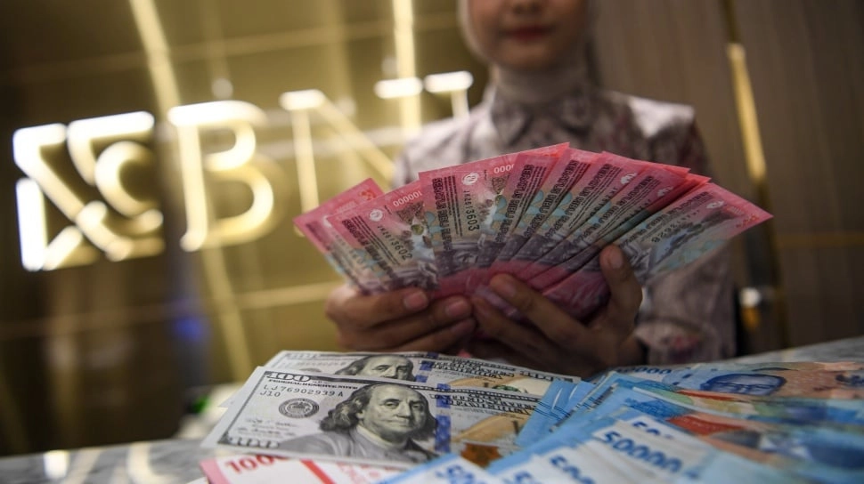 Rupiah Sentuh Level Terendah Lagi Rp 17.188/USD