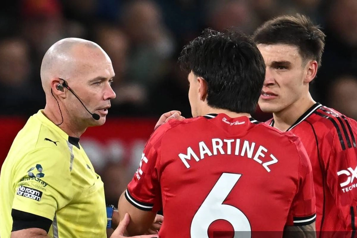 Chelsea Vs Man United: Kesalnya Michael Carrick Atas Absennya Lisandro dan Maguire
