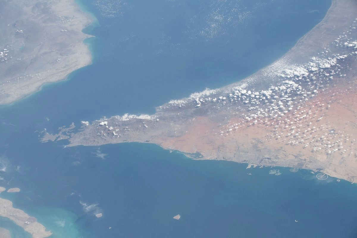 Dampak Pembukaan Selat Hormuz bagi Ekonomi Indonesia