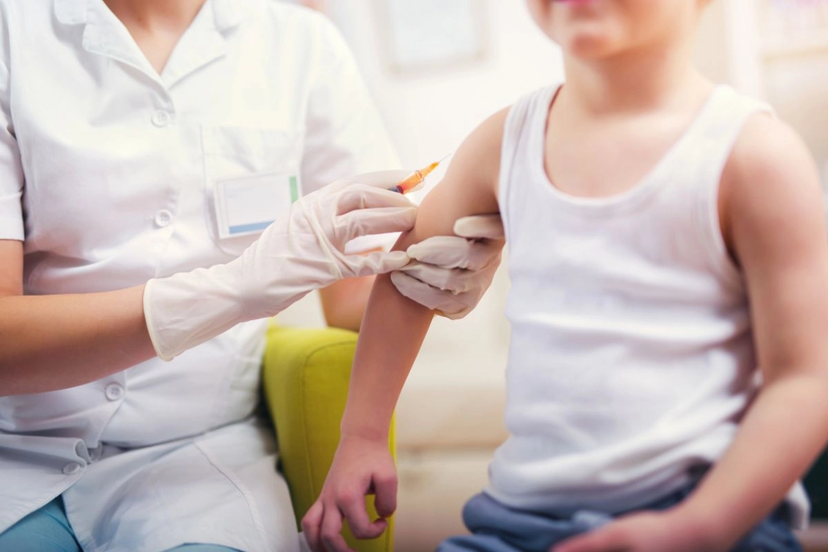 Bukan Hanya untuk Perempuan, Vaksin HPV Juga Lindungi Pria dari Kanker
