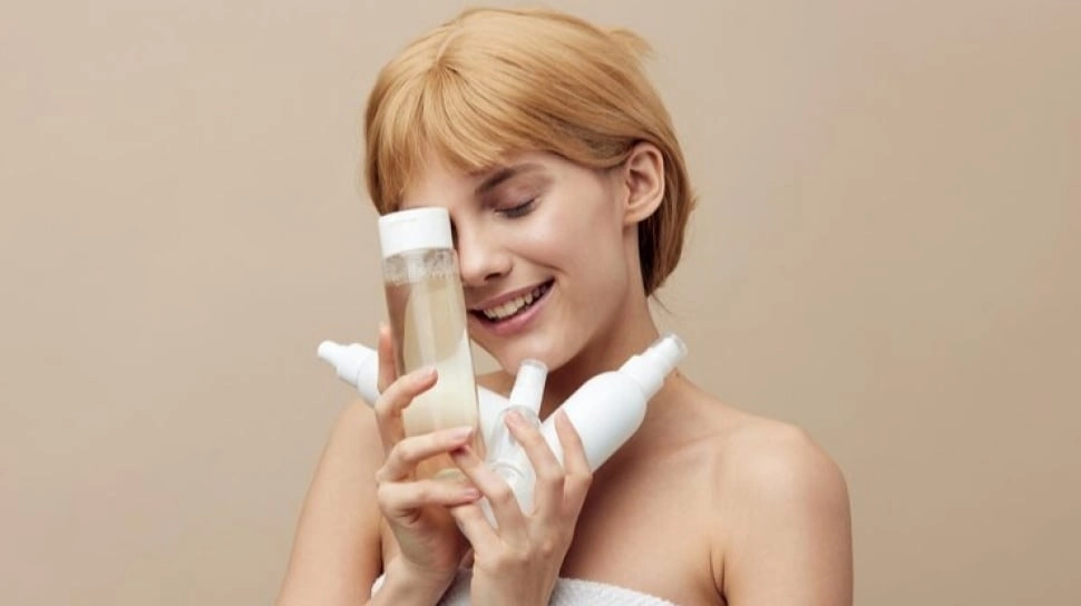 Essence dan Toner Apakah Sama? Ini 4 Rekomendasi yang Ringan Mengandung Kolagen