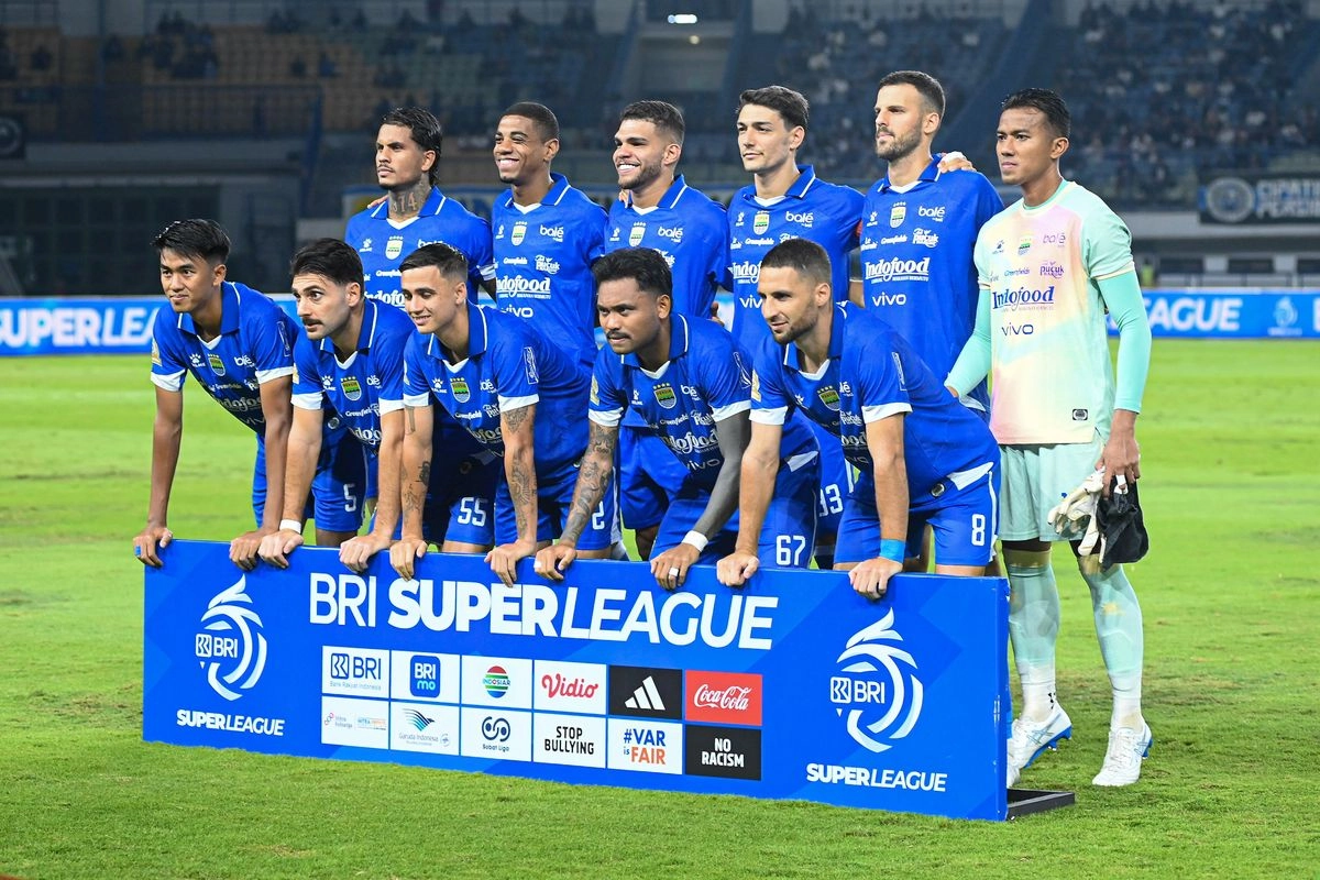 Starting Line up Dewa United Vs Persib, Uilliam Barros Dicadangkan