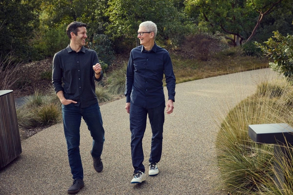 Tim Cook Titip Warisan Ini buat CEO Baru Apple John Ternus