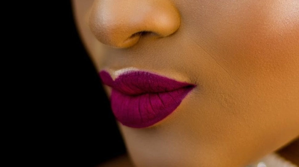 4 Rekomendasi Liquid Matte Lipstik Paling Tahan Lama, Transferproof hingga 16 Jam