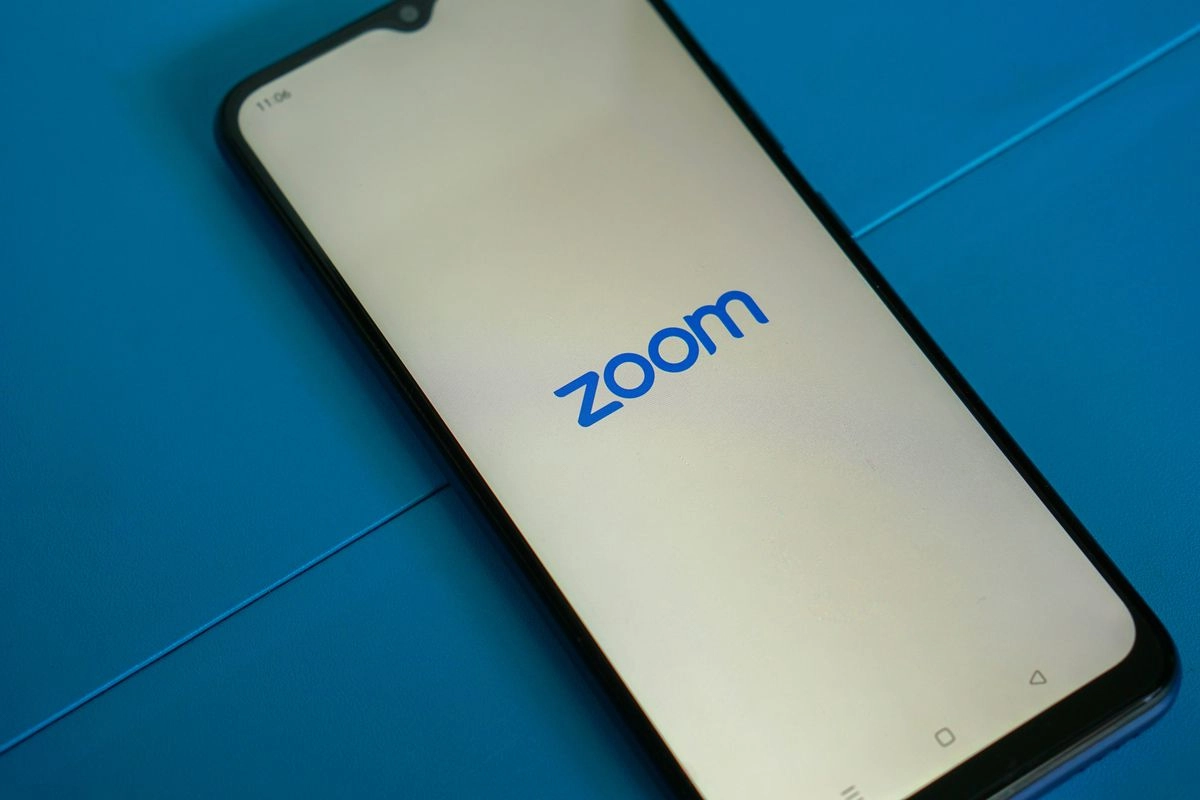 Mic Zoom Tidak Bunyi saat Meeting? Ini Cara Mengatasinya