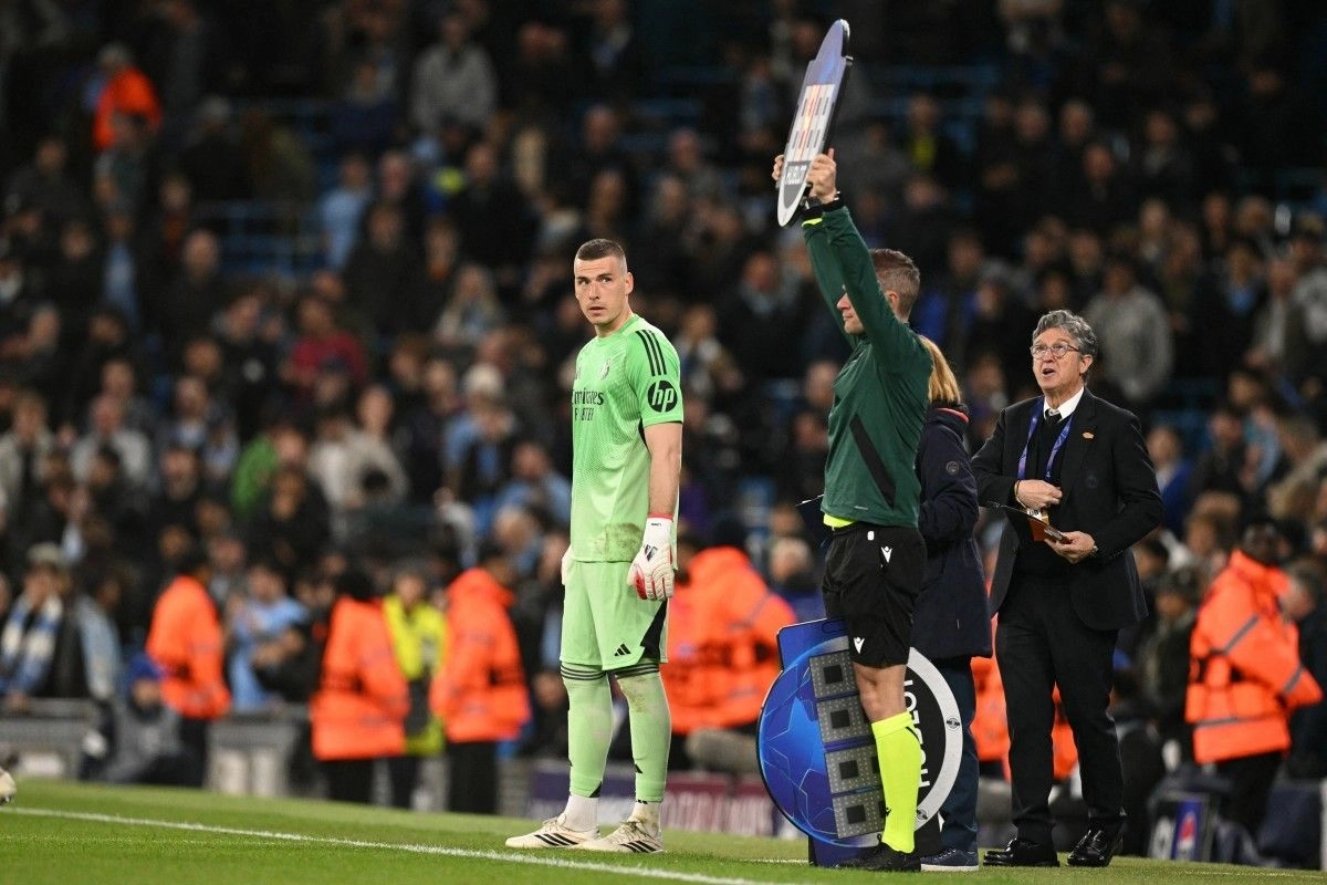 Real Madrid Siap Rombak Skuad, Andriy Lunin Masuk Daftar Jual Musim Panas Ini