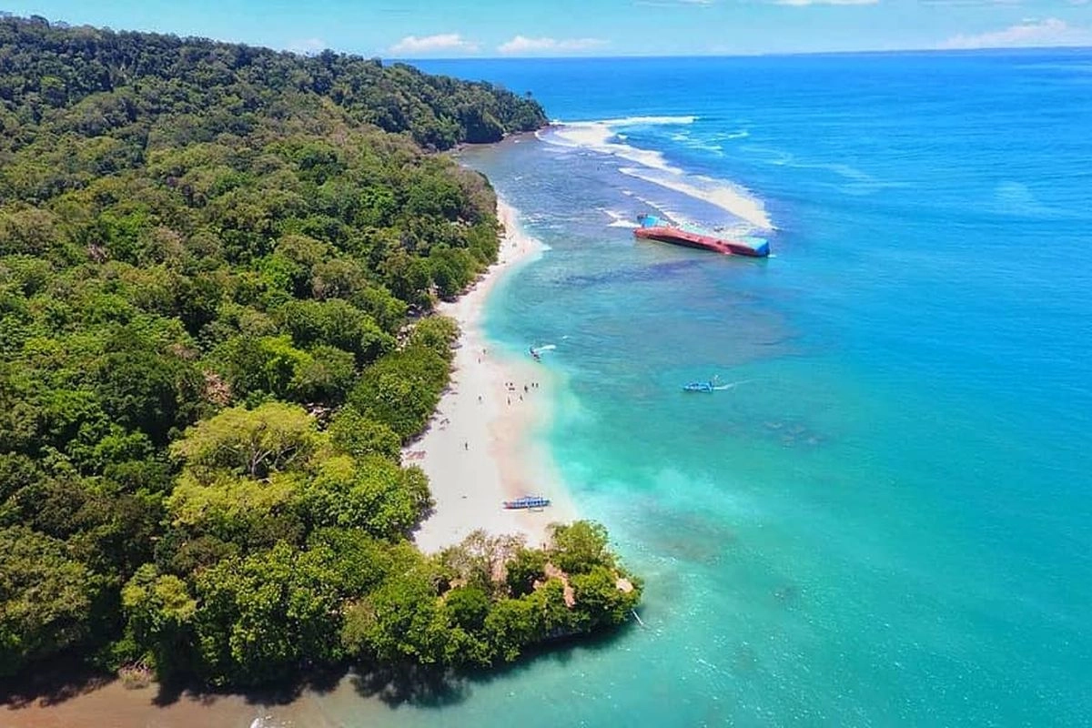 5 Pantai di Pangandaran dengan Pemandangan Instagramable dengan Suasana Tenang