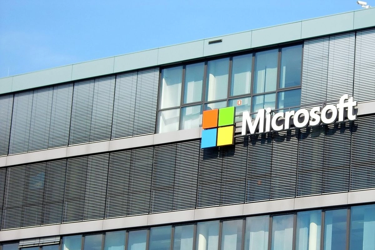 Meta-Microsoft Bakal PHK 20.000 Karyawan, Awal Krisis Imbas AI?