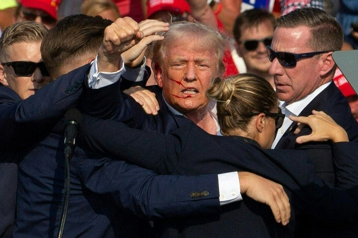 Trump 6 Kali Selamat dari Penembakan, Terbaru Saat Jamuan Makan Malam