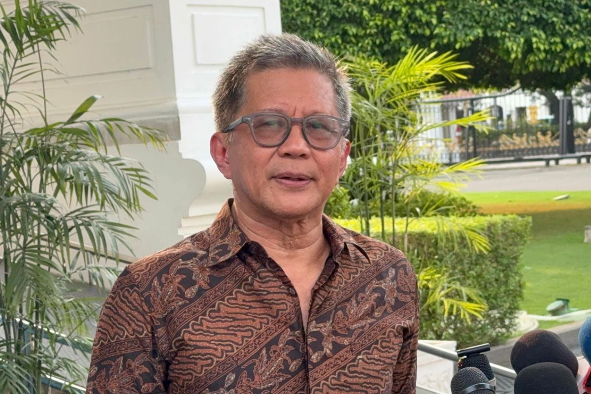 Ketika ''Kritik'' Tersenyum di Ruang Kekuasaan