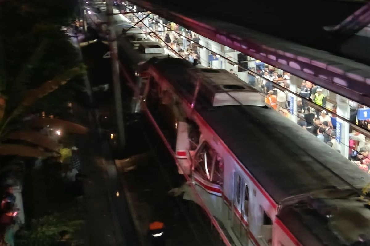 Seluruh Penumpang Argo Bromo Anggrek Selamat dalam Insiden Tabrakan di Bekasi Timur
