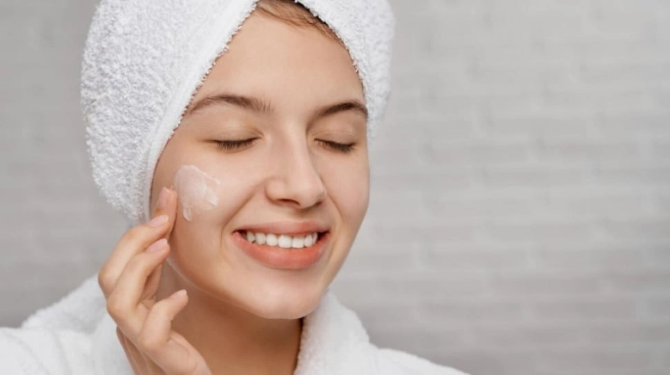5 Krim Pagi untuk Mencerahkan Wajah Kusam, Bikin Kulit Glowing dan Sehat