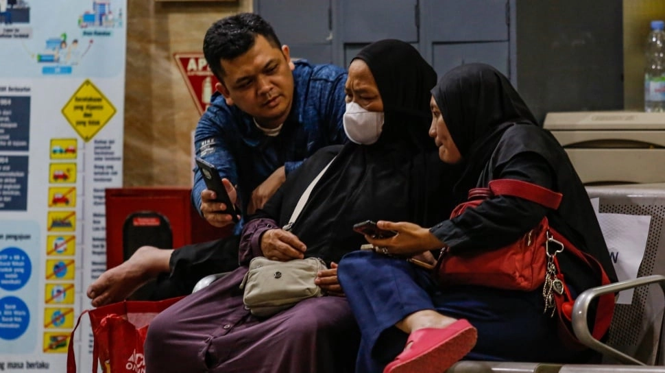 Saksi Mata Kecelakaan KRL Bekasi ke Media Asing: Semua Terjadi Sekejap Mata