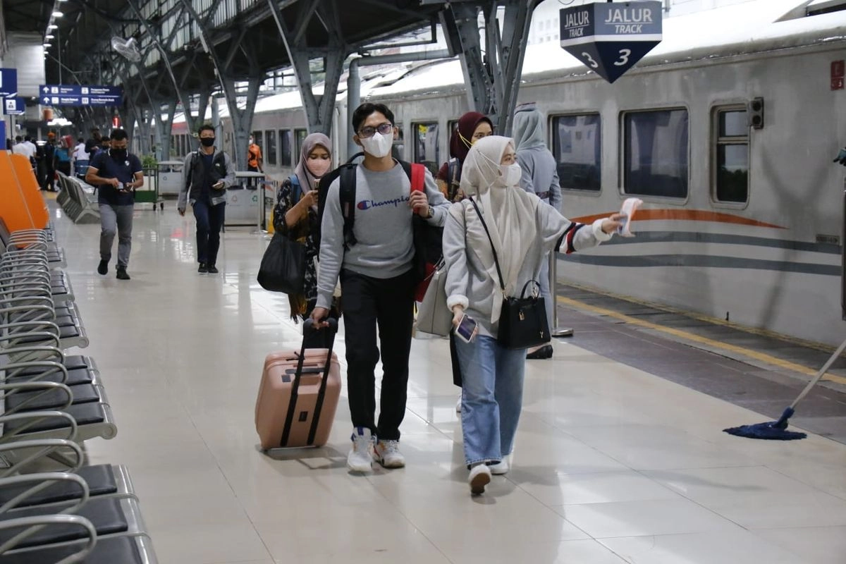 8 KA dari Jakarta Batal Berangkat Hari Ini, Penumpang Bisa Refund 100 Persen