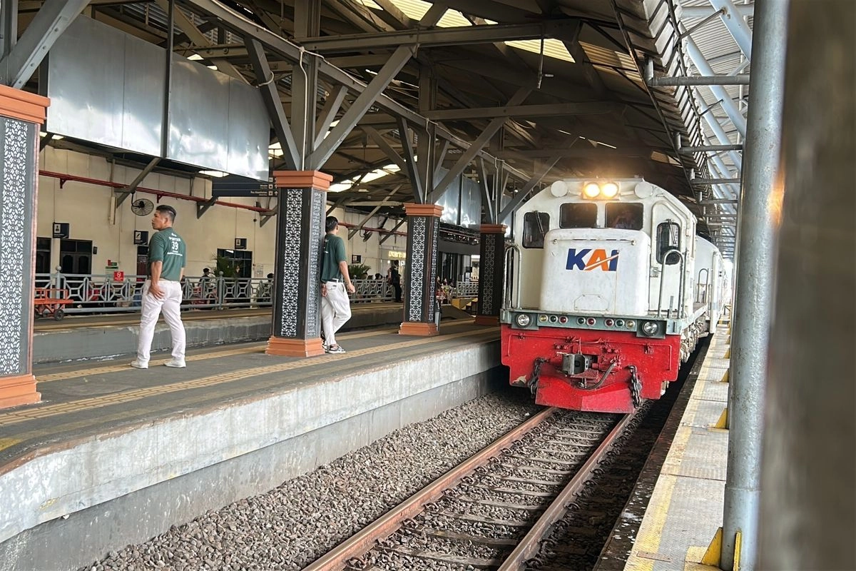 KAI Sebut Layanan Kereta Api Jarak Jauh Kembali Normal Bertahap Hari Ini