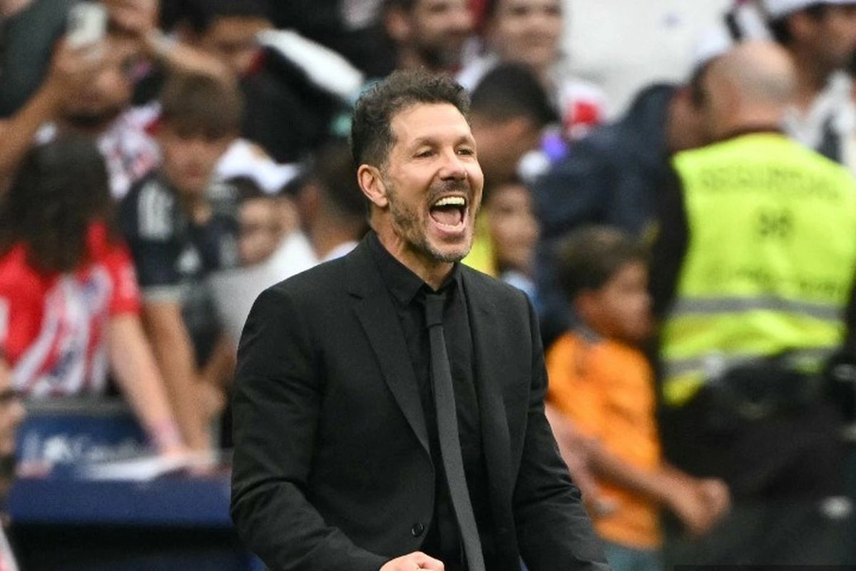 McManaman Kecam Reaksi Diego Simeone Saat Protes VAR