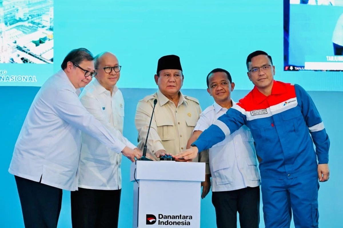 Presiden Prabowo Resmikan 13 Proyek Hilirisasi, Danantara Jadi Mesin Ekonomi