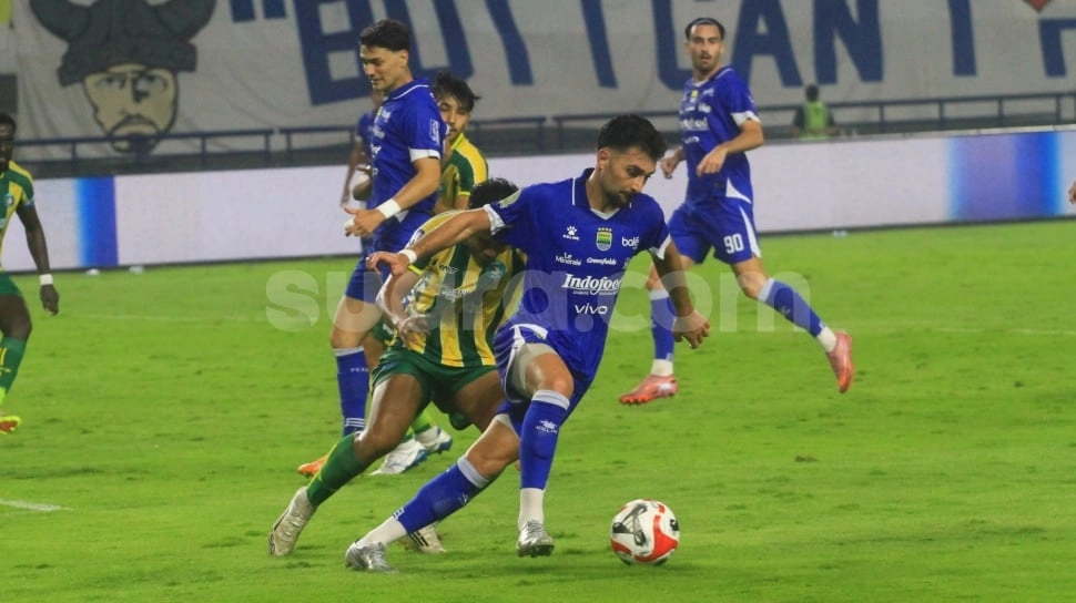Frans Putros Fokus Hadapi Bhayangkara, Persib Bidik Sapu Bersih Lima Laga