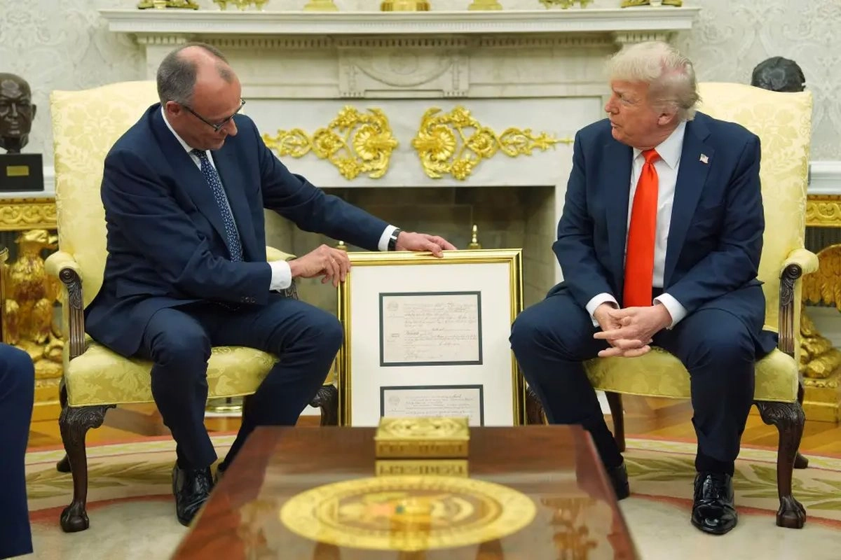 Trump Kata-katai Kanselir Jerman Usai Dikritik soal Perang Iran