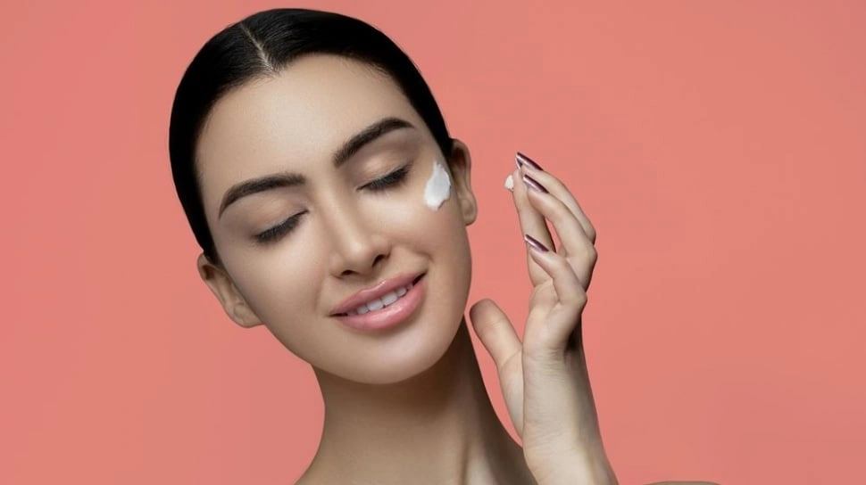 CC Cream untuk Apa? Ini 4 Rekomendasi Produk yang Terbaik