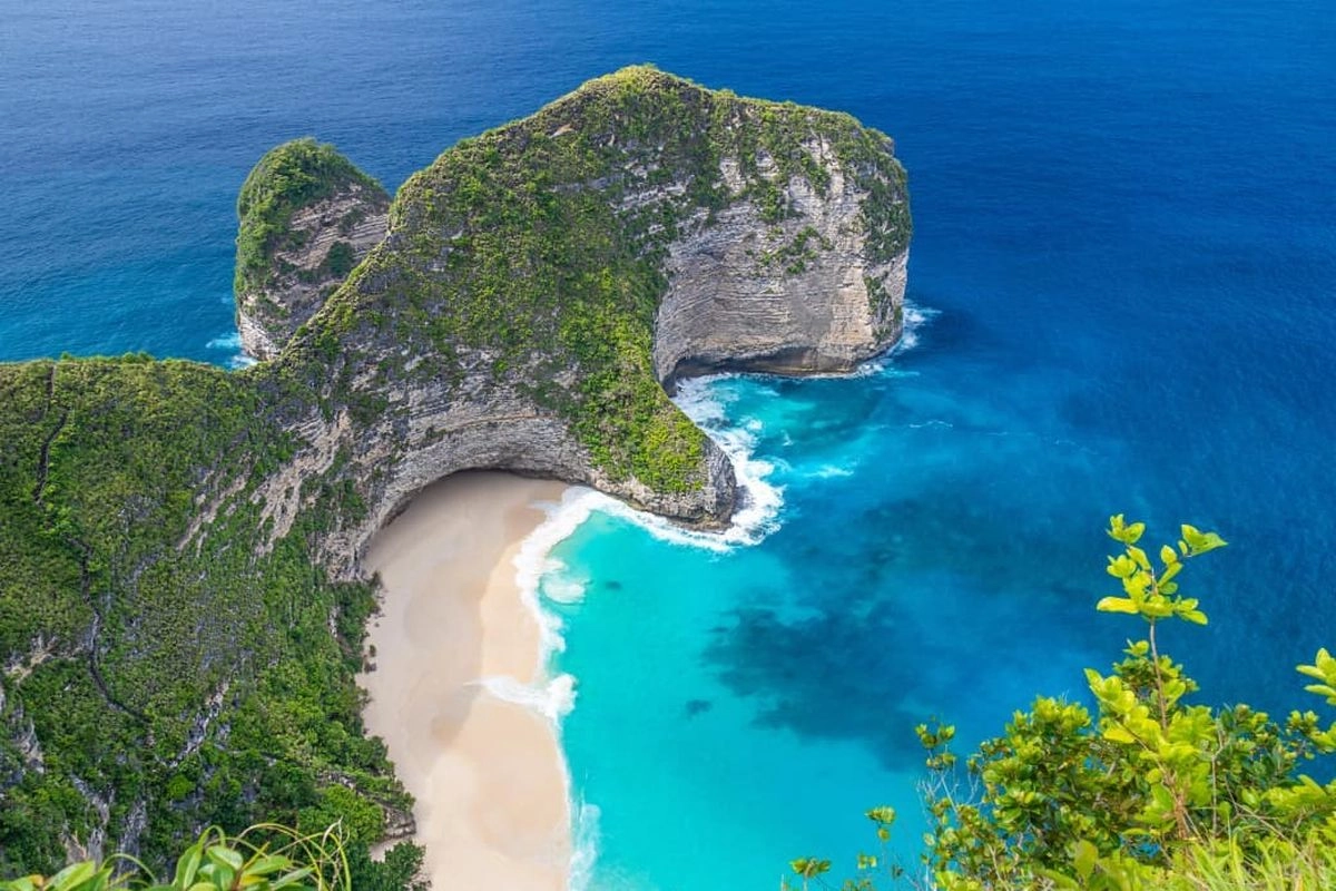 10 Pantai Terbaik di Asia Versi Tripadvisor 2026, Ada dari Indonesia