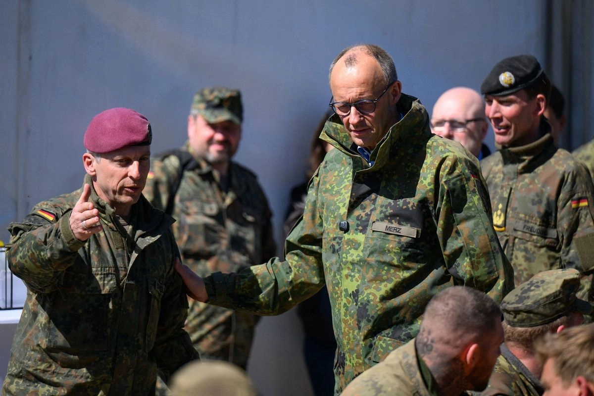 Jerman Coba Redakan Tensi Trump-Merz, Ajak Bahas Penarikan 5.000 Tentara