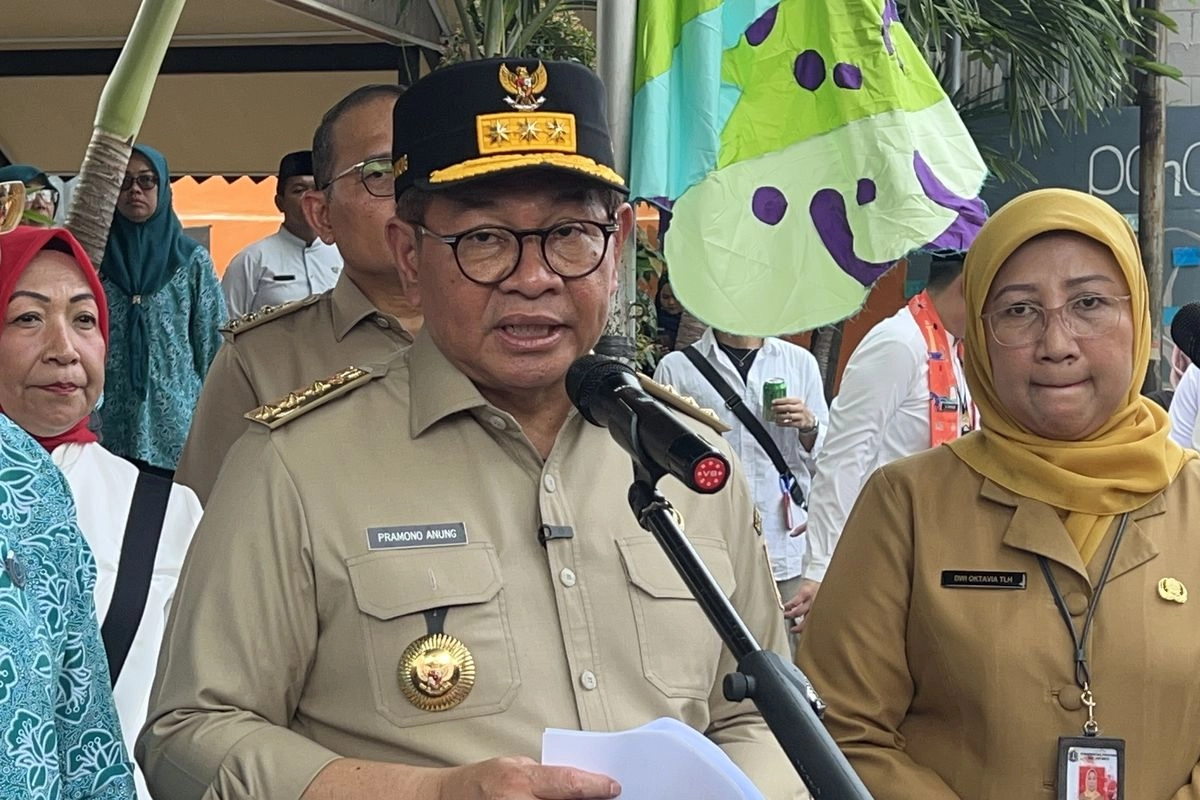 Pramono Soroti Layanan Kelurahan: Jangan Sampai Depan Gubernur Gratis, tapi di Belakang Dipungut