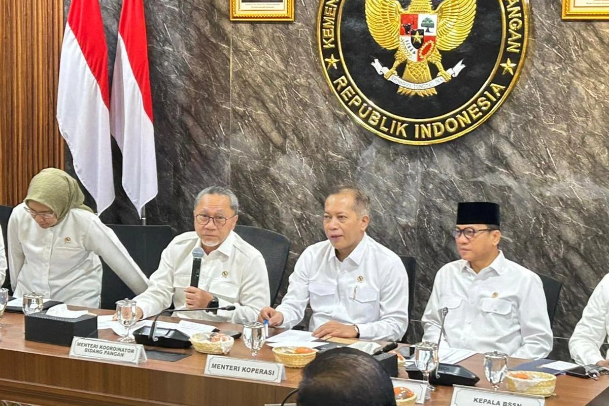 Zulhas Ngaku Ditelepon Prabowo Tiap Minggu karena Sampah Jakarta