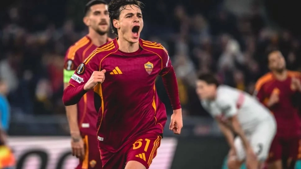 AS Roma Hajar Fiorentina 4-0, Persaingan Tiket Liga Champions Memanas