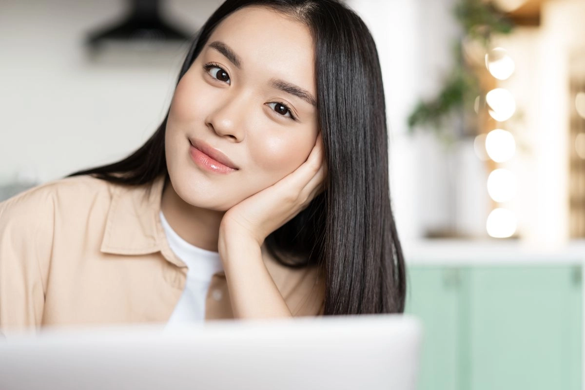 Collagen Tripeptide dan Vitamin C, Kombinasi Penting untuk Kulit Sehat dan Glowing