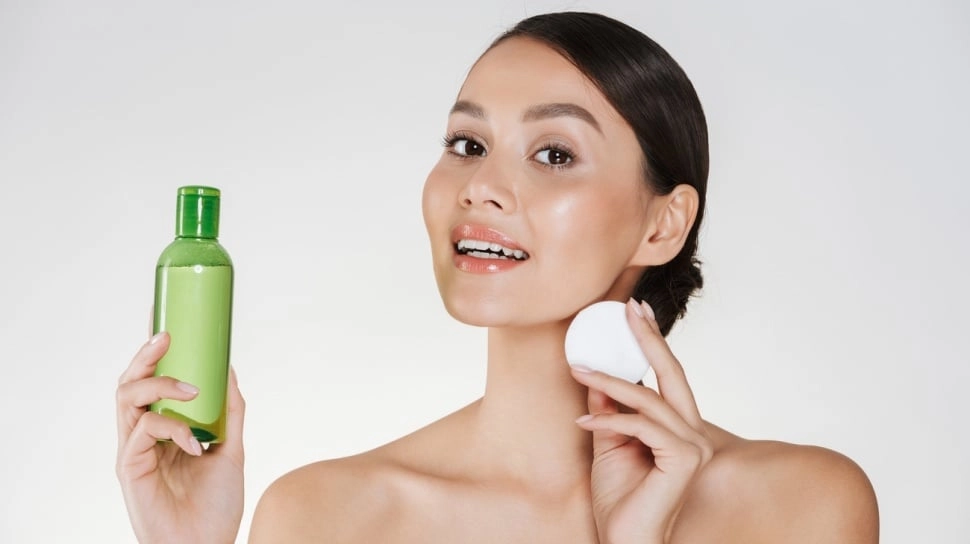 5 Toner yang Mencerahkan Wajah di Guardian dengan Kandungan Aktif Terbaik