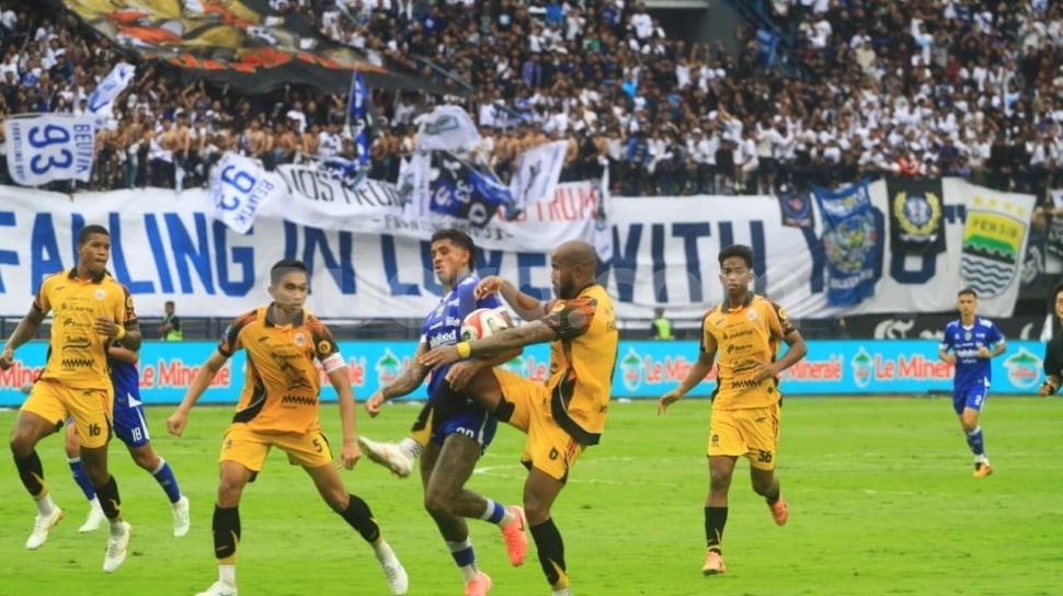 Persija vs Persib Dipindah ke Samarinda, Ini Alasan Laga Digelar 1.000 Km dari Jakarta