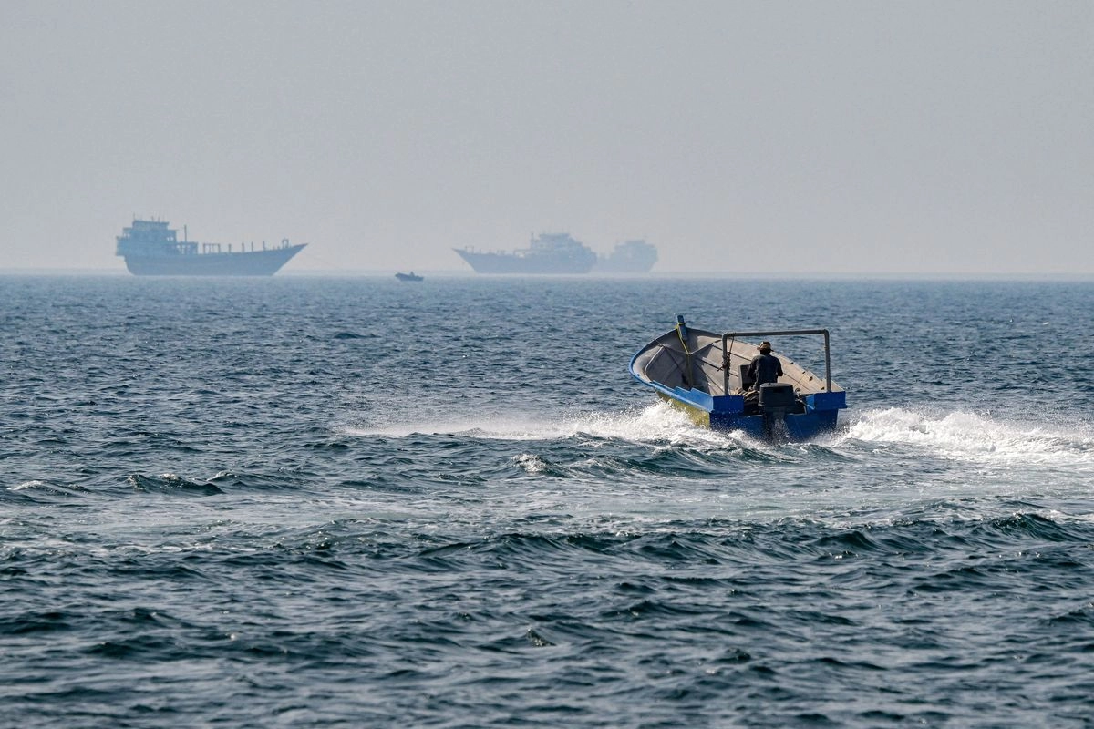 Iran Akan Bantu Kapal-kapal di Selat Hormuz, Siapkan Pasokan dan Medis