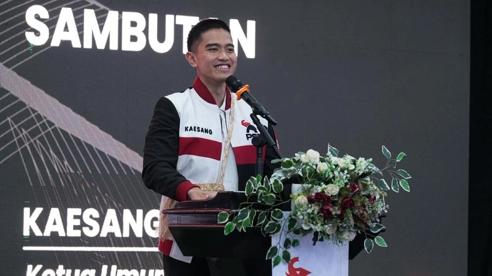 Kaesang Lantik Pengurus DPW PSI Papua Tengah, Nama Jokowi Diteriakkan