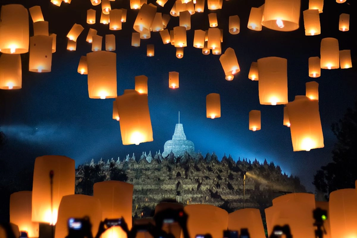Festival Lampion Waisak Borobudur 2026, Ini Jadwal dan Harga Tiketnya