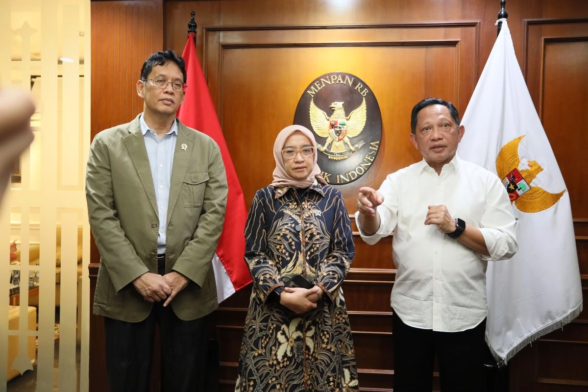 Pemerintah Bahas Pengelolaan Kepegawaian dan Keuangan Daerah
