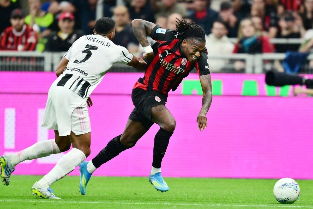 Rafael Leao Diklaim Bakal Reuni dengan Theo Hernandez di Al Hilal