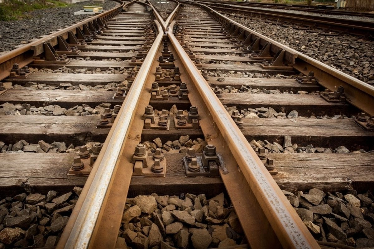Perdagangan Iran dan China Beralih ke Kereta Api di Tengah Blokade Selat Hormuz