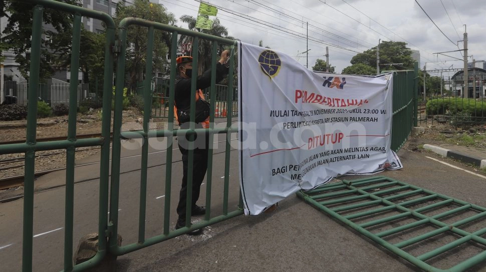 Setelah Ada Kecelakaan KRL, KAI Baru Benahi Perlintasan Sebidang